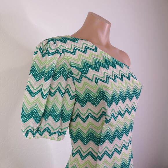 Collective Concepts Chevron One Shoulder Puff Sleeve Dress White Green M NWT - Picture 5 of 12